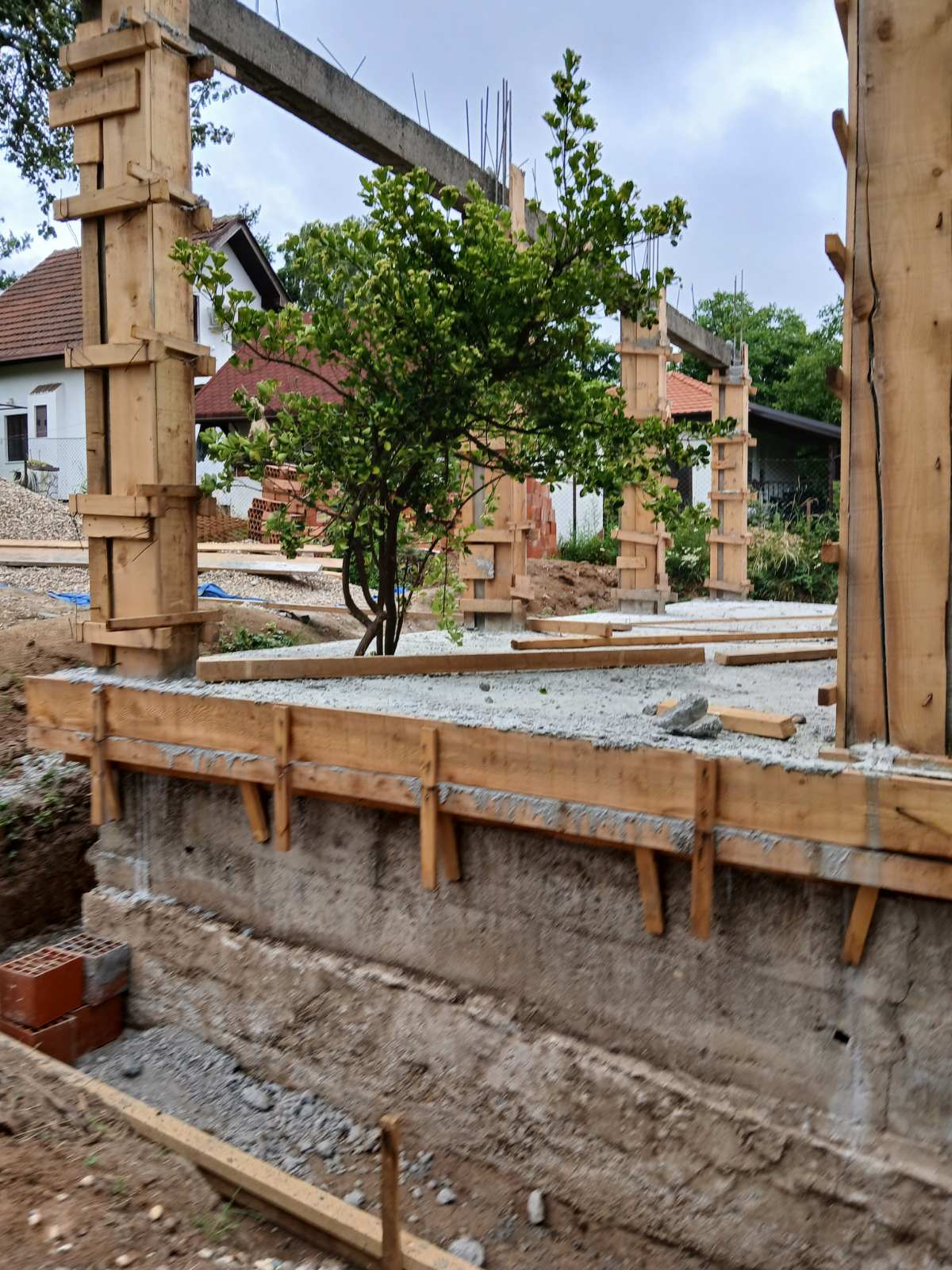 Priprema oplate i armature za betonsku ploču
